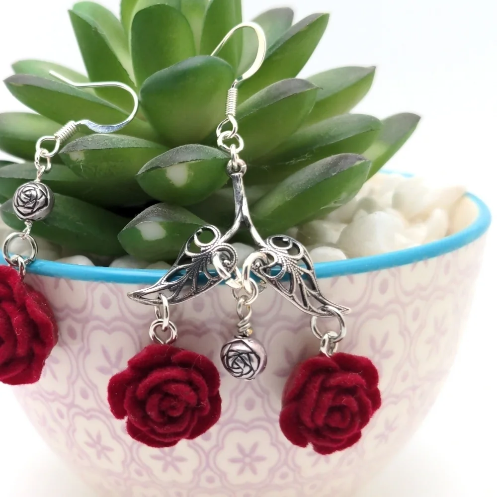 381MIDALANE Assymmetrical Flocked Red Rose Earrings